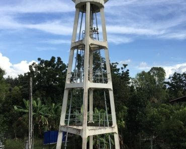 太阳能喷泉水景
