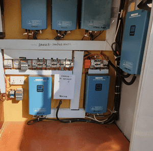 تشغيل وإيقاف طاقة المضخة الشمسية